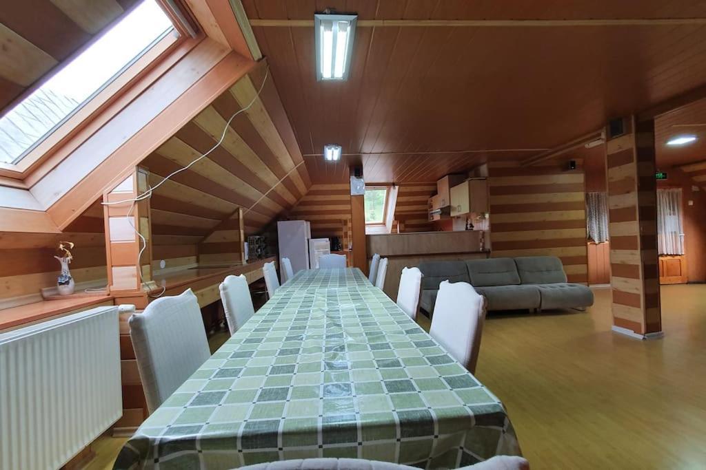 Casa Petruta Dambovicioara Hotel Podu Dimbovitei Ngoại thất bức ảnh