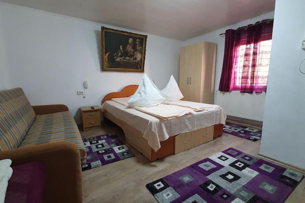 Casa Petruta Dambovicioara Hotel Podu Dimbovitei Ngoại thất bức ảnh